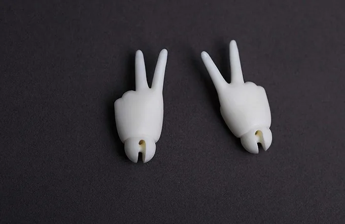 「Dollzone」1/6 Hands (Scissors) - Image 2