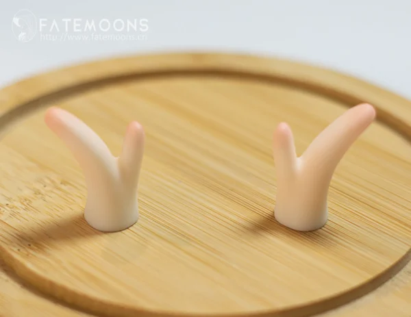 「Fatemoons」Antlers (1/4) - Image 3
