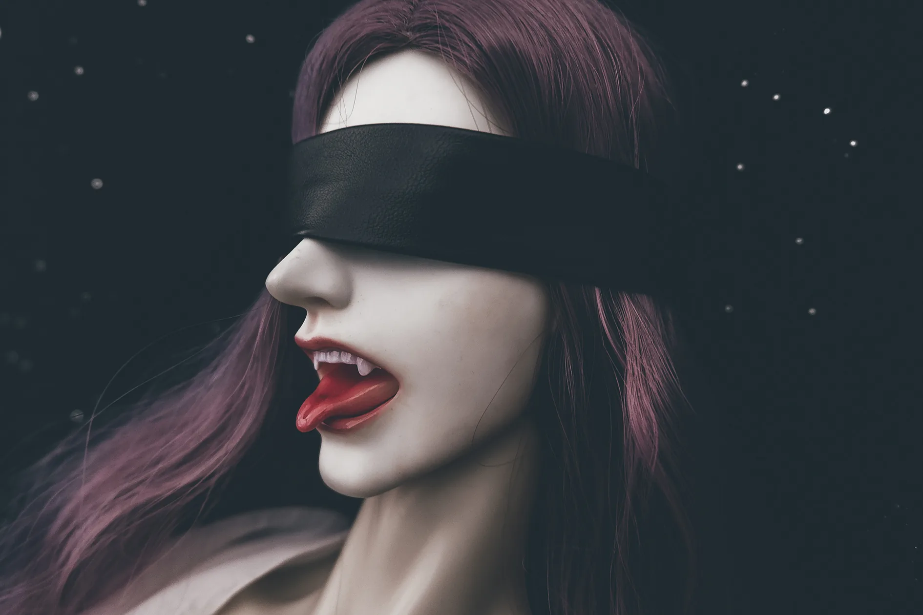 「SuGen」Blindfold (1/3 l 68cm l 75cm l HID )