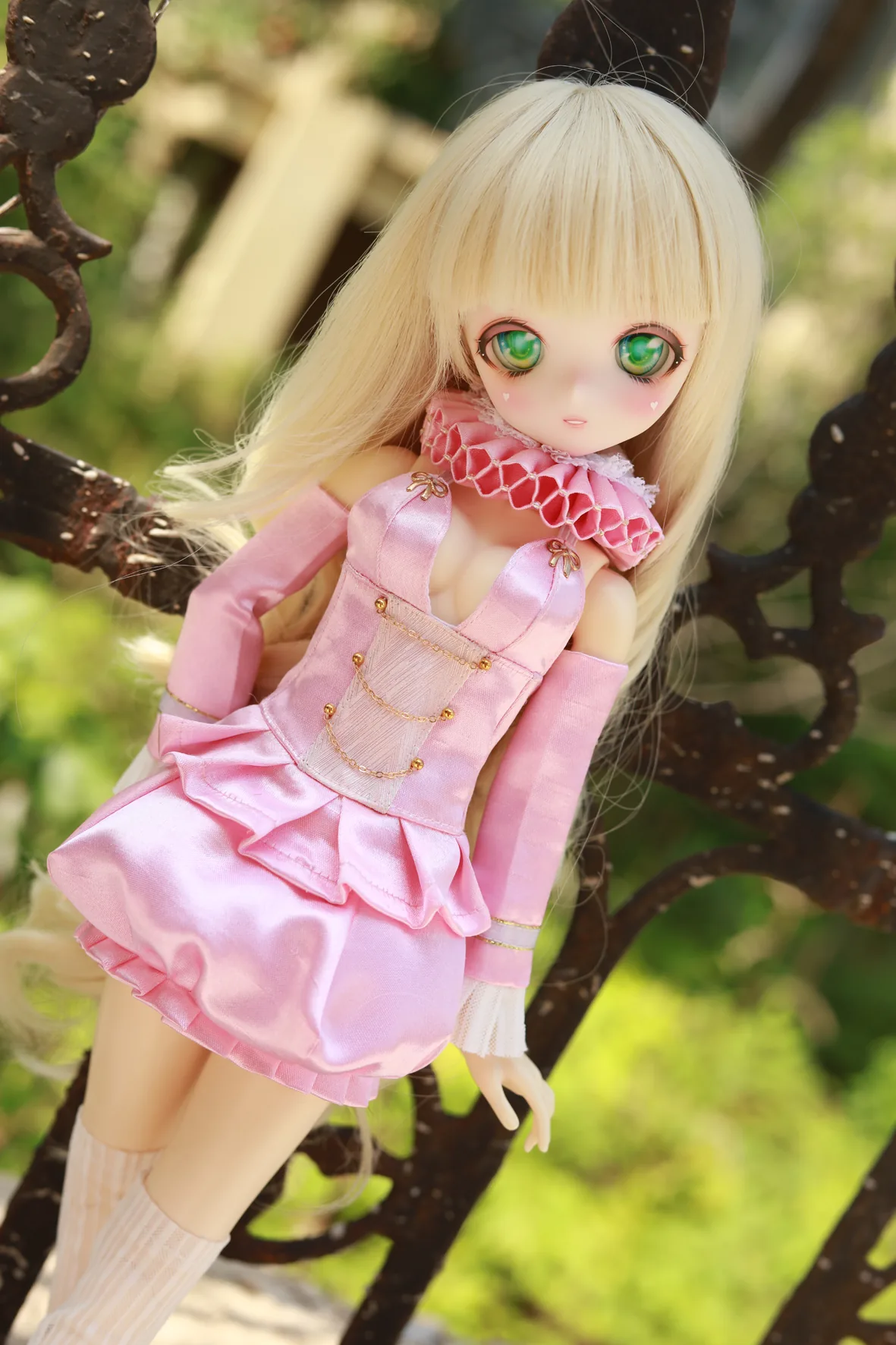 「Tata」Loveland Ruff Collar Set (1/4) Outfit ONLY - Image 5