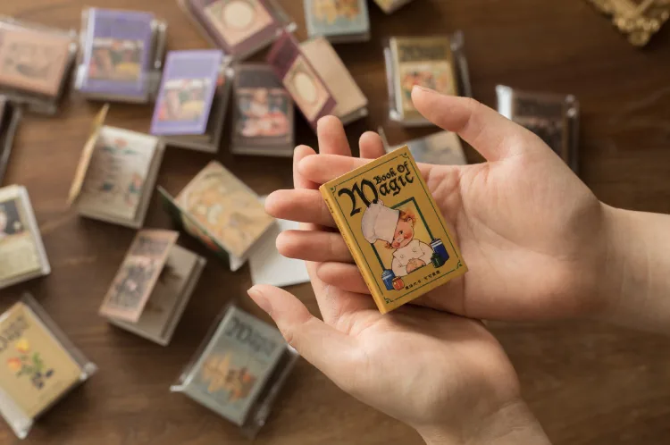 「Tata」Mini Books (OB11 / 1/12 l 1/8 l 1/6 l 1/4 l 1/3) Props ONLY - Image 3