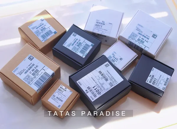 「Tata」Mini Parcel Box (OB11 / 1/12 l 1/8 l 1/6 l 1/4 l 1/3) Prop ONLY - Image 2